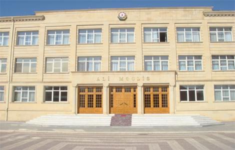Nahçıvan Ali Meclisi
                                